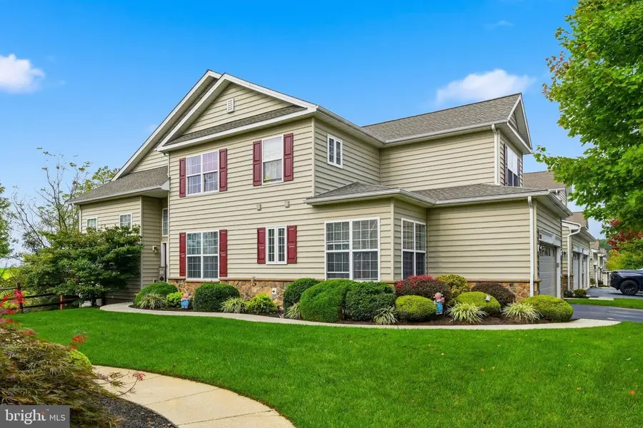 1201 Ridgeview Dr, Morgantown, PA 19543 - #2