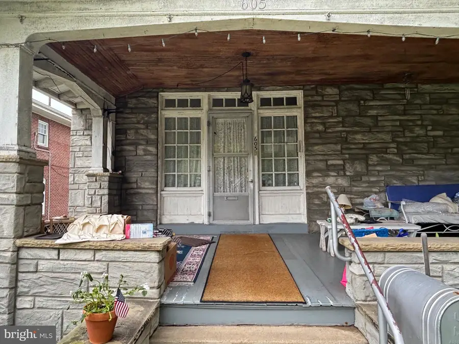 605 Carsonia Ave, Reading, PA 19606 - #3