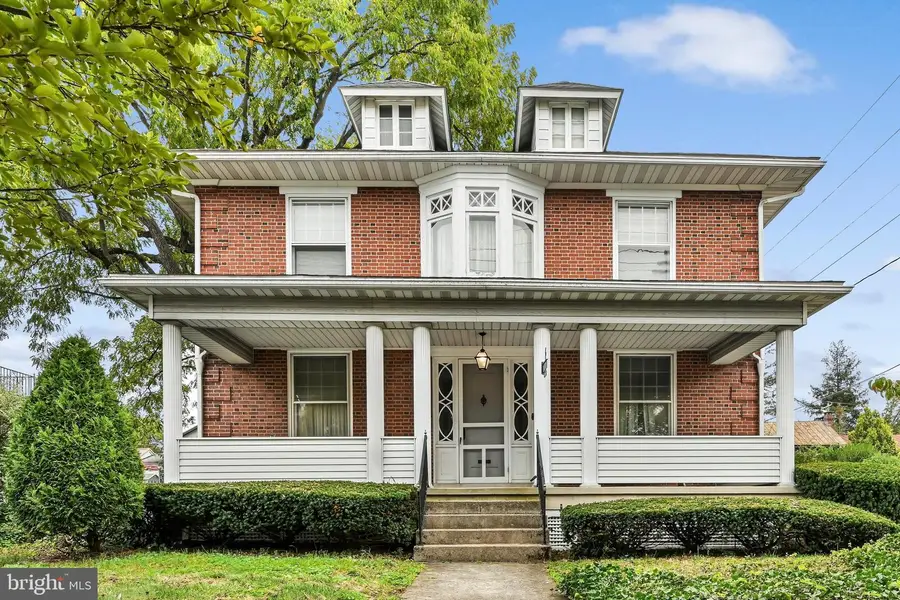 101 N 4th St, Hamburg, PA 19526 - #2