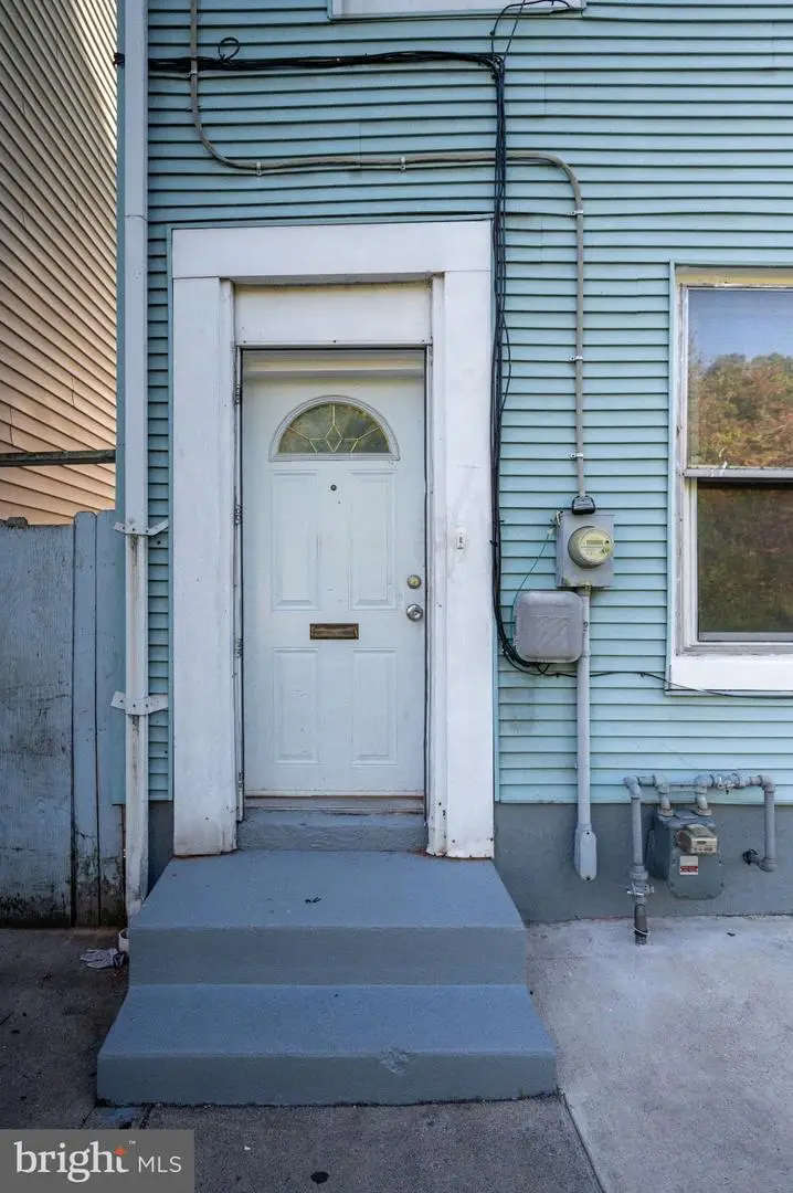 44 Neversink St, Reading, PA 19602 - #3