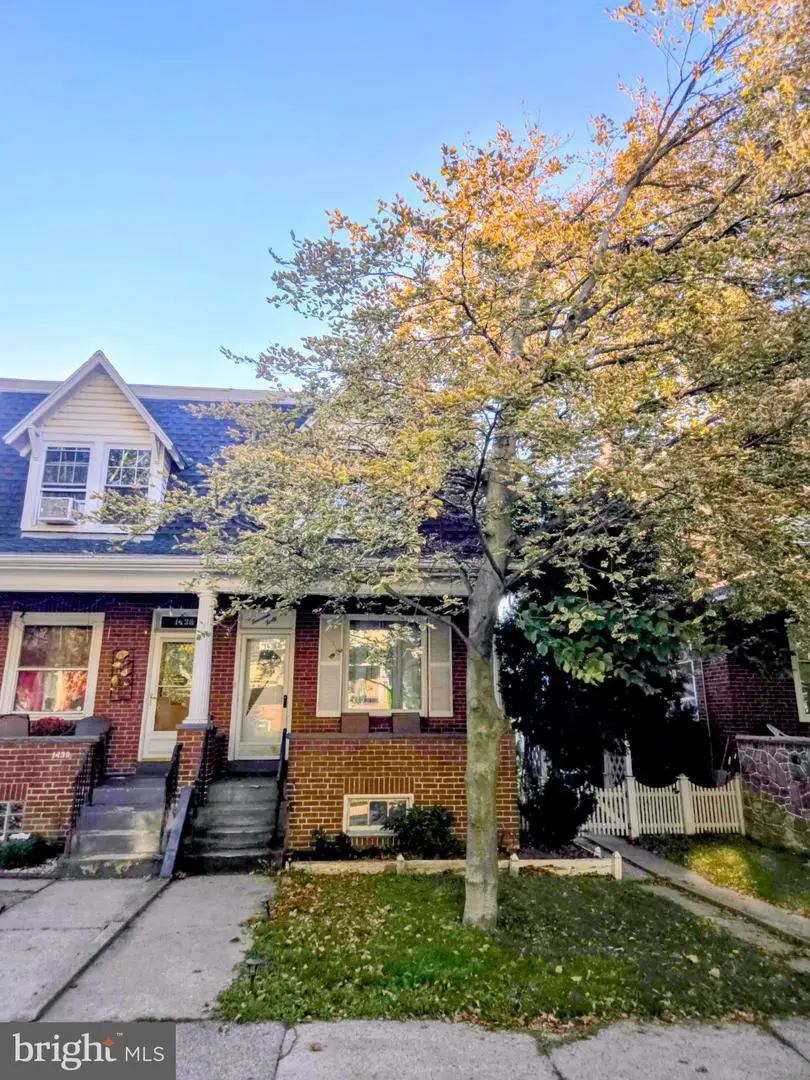 1440 Birch St, Reading, PA 19604 - #1