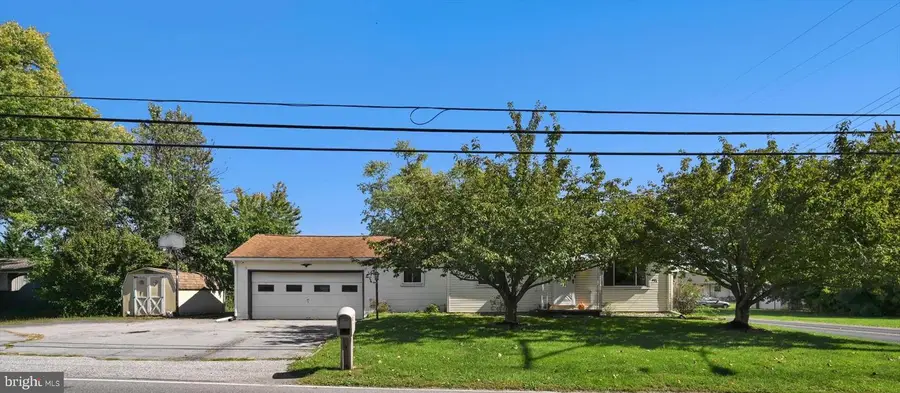 1161 Main St, Shoemakersville, PA 19555 - #3