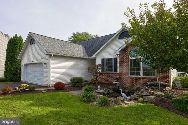 4910 Green Tree Rd, READING, PA 19606