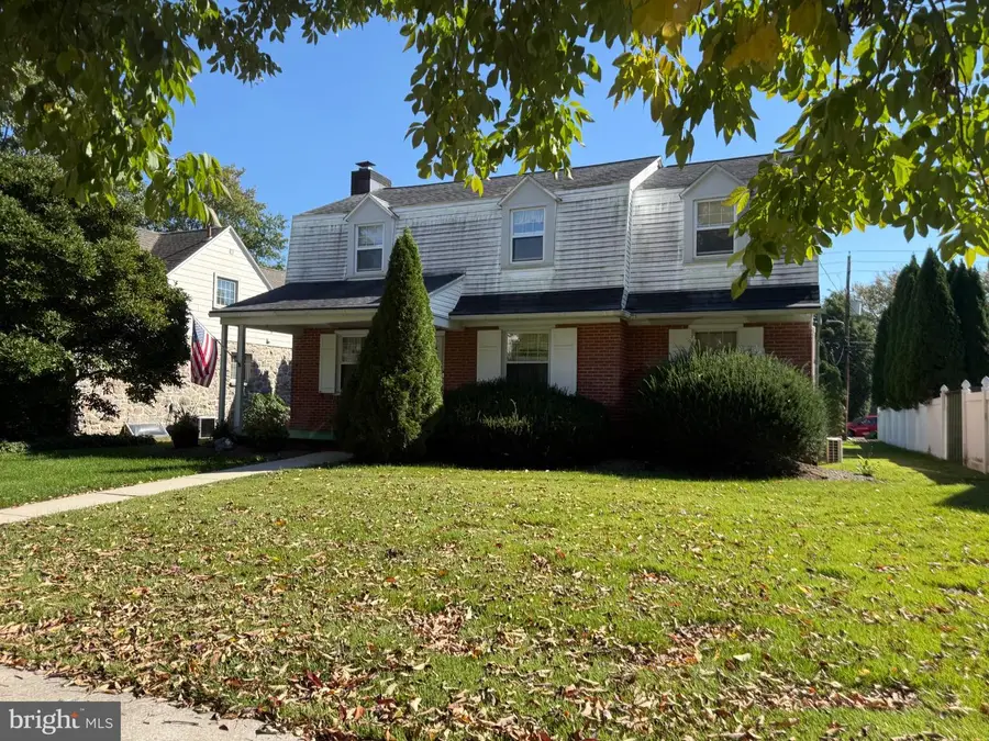 1504 Garfield Ave, Wyomissing, PA 19610 - #2