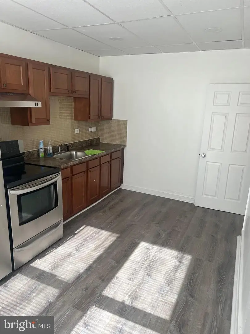 149 S 4th St, Reading, PA 19602 - #3