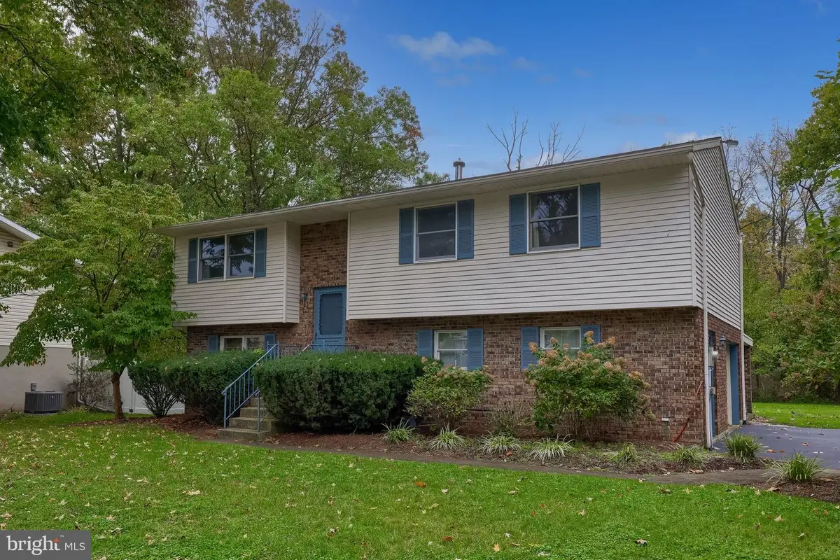 1376 Woodcrest Dr, Reading, PA 19607 - #1