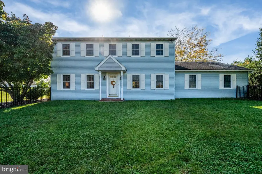 115 Sunny Ct, Leesport, PA 19533 - #3