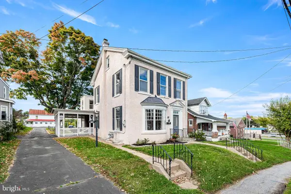 715 N Reading Ave, BOYERTOWN, PA 19512