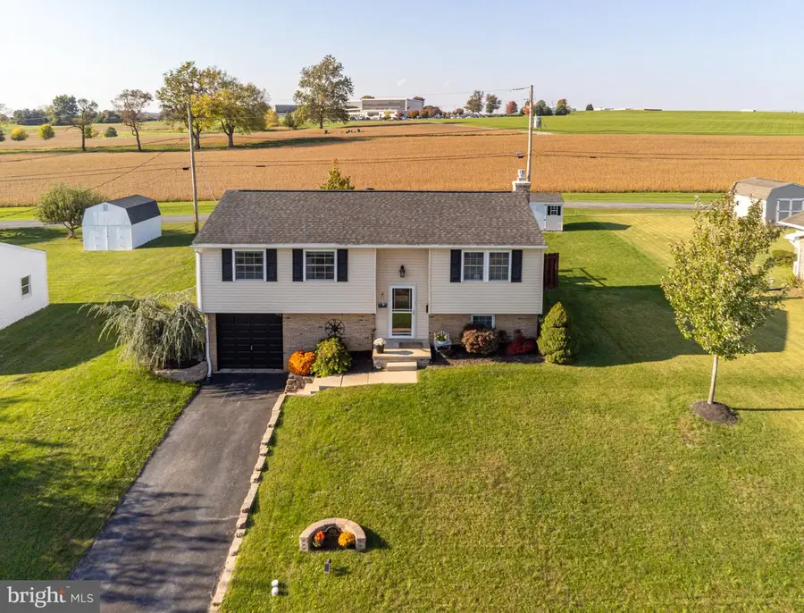 325 Egle Rd, Reading, PA 19601 - #2