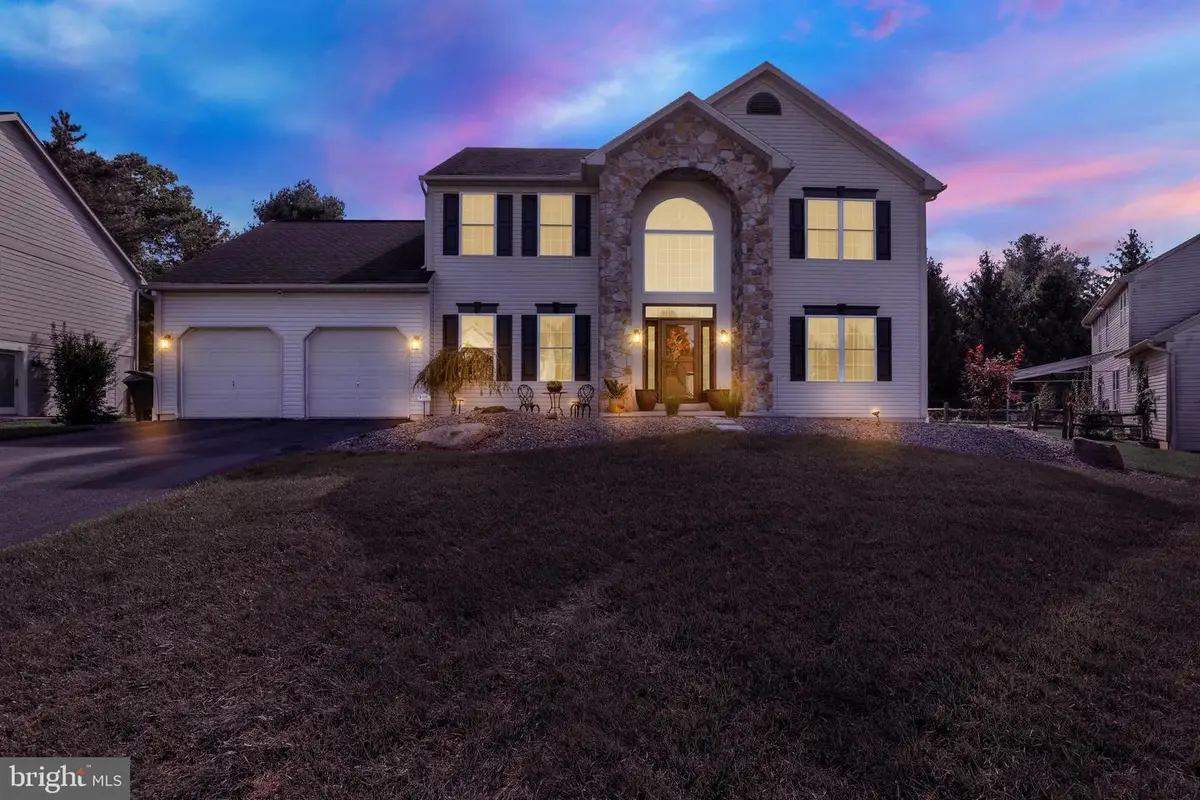 15 Brassie Cir, Reading, PA 19607 - #1