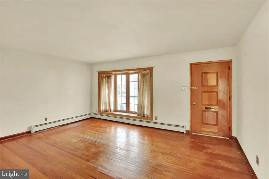 1601 Elizabeth Ave, Reading, PA 19605 - #2