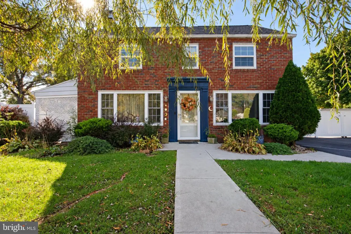 3516 Stoudts Ferry Bridge Rd, Reading, PA 19605 - #1