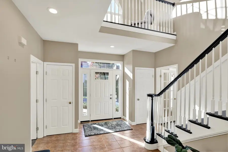 165 Roja Ln, Mertztown, PA 19539 - #2