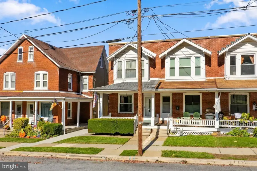 11 W Broad St, Shillington, PA 19607 - #3