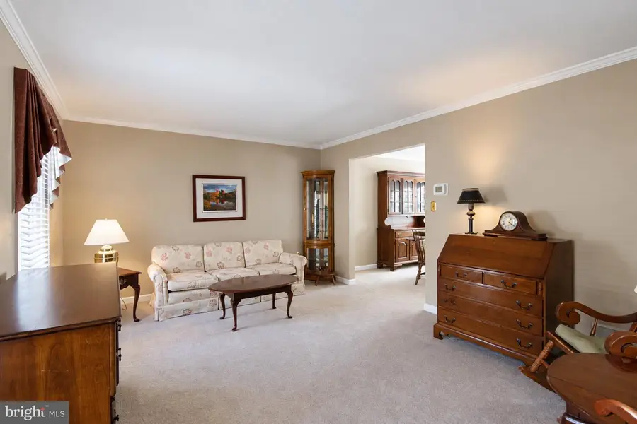 1720 S Mountain Dr, Sinking Spring, PA 19608 - #3