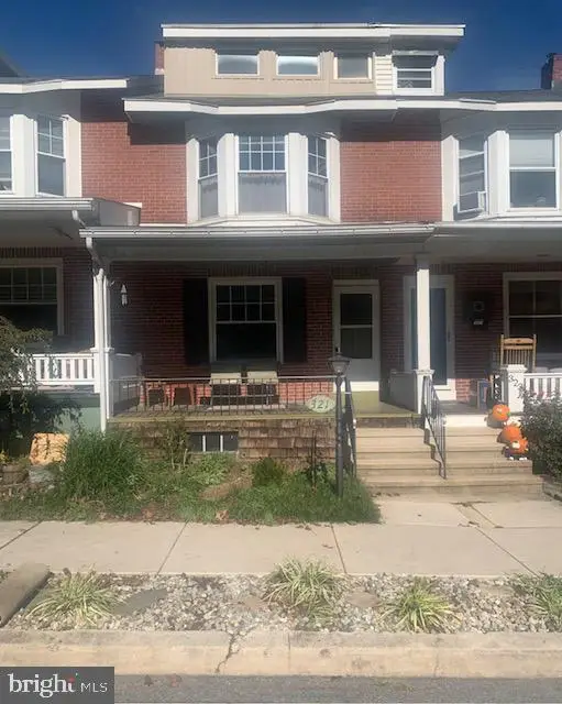 321 2nd St, SHILLINGTON, PA 19607