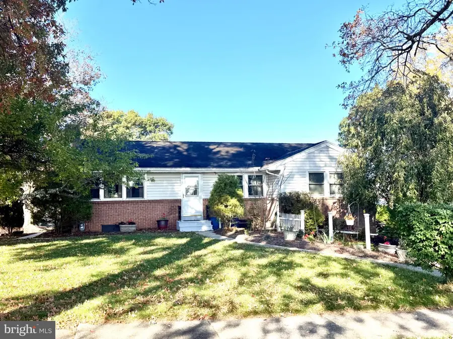18 Virginia Ave, Reading, PA 19606 - #2