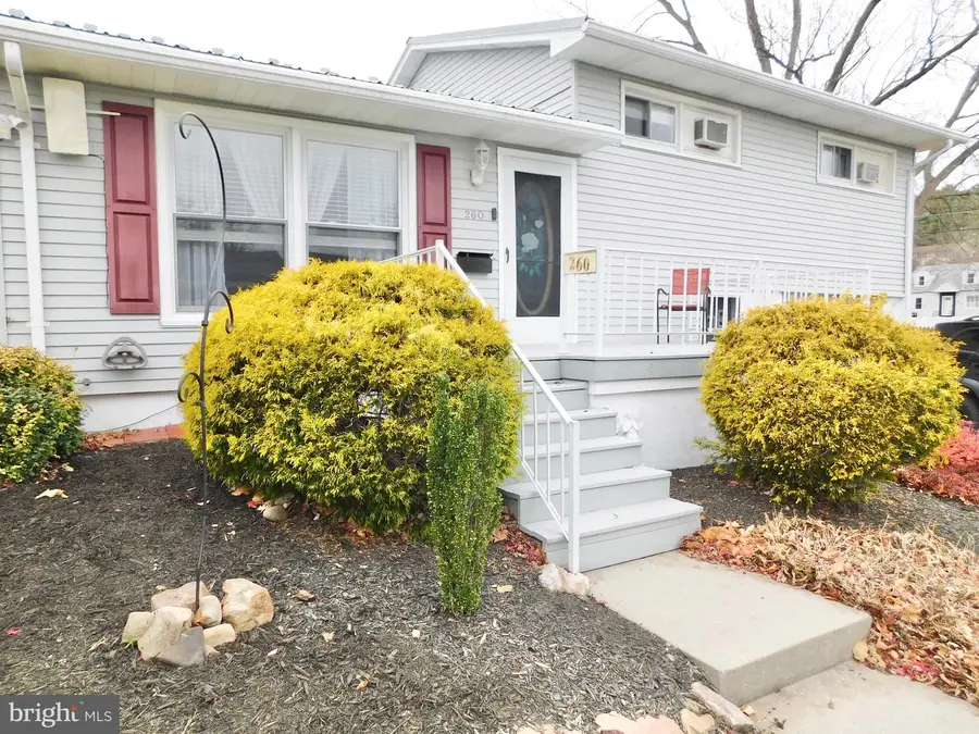 260 E Lincoln Ave, Altoona, PA 16601 - Image #2