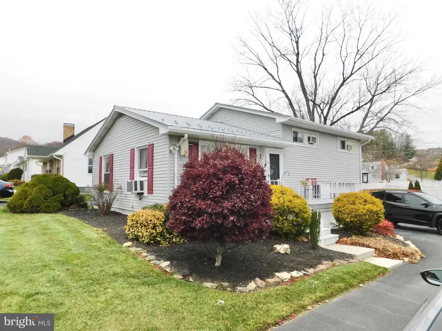 260 E Lincoln Ave, Altoona, PA 16601 - Image #3