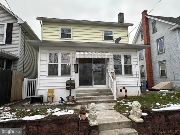 628 Locust Street, ROARING SPRING, PA 16673