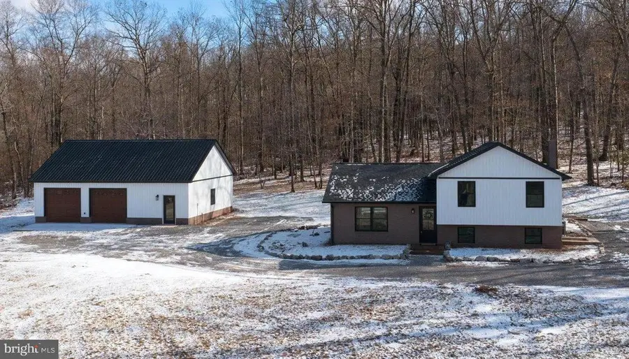 1844 Decker Hollow Rd, Tyrone, PA 16686 - #2