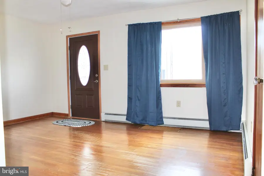 1029 6th Ave, Duncansville, PA 16635 - #3