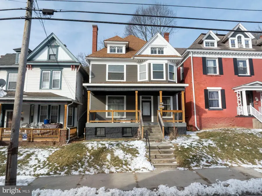 1209 Lincoln Ave, Tyrone, PA 16686 - #3