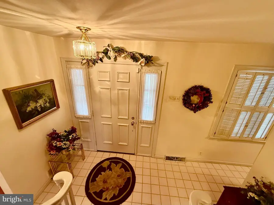 411 Ridge Ave, Altoona, PA 16602 - #2