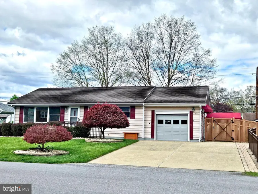116 Cherry Ave, Tyrone, PA 16686 - #2