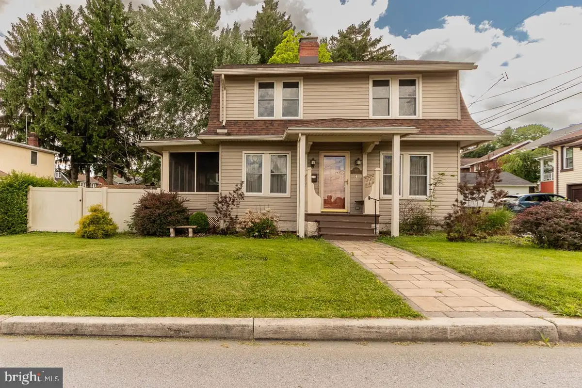 2609 9th St, Altoona, PA 16601 - #1