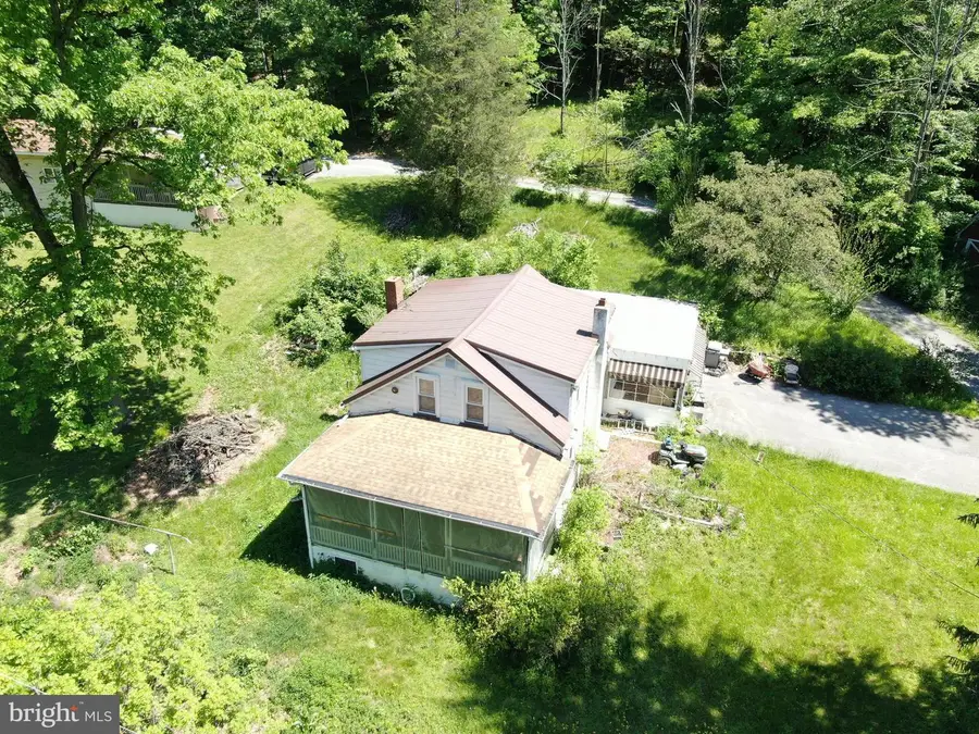 944 Decker Hollow Rd, Tyrone, PA 16686 - #3