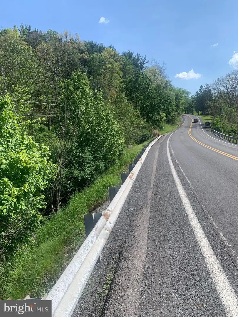 Along Grandview Road, Altoona, PA 16601 - #1