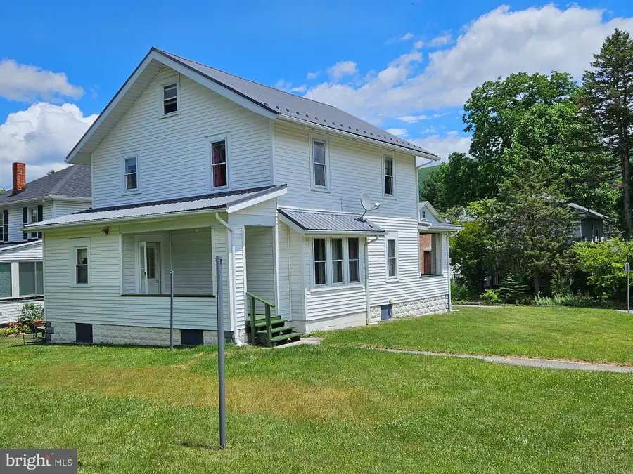 602 E Grant Ave, Altoona, PA 16602 - #3