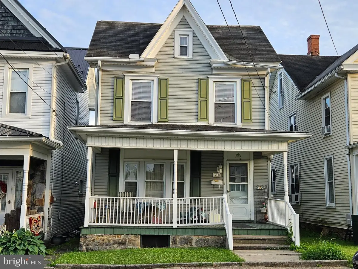 615 W 15th St, Tyrone, PA 16686 - #1