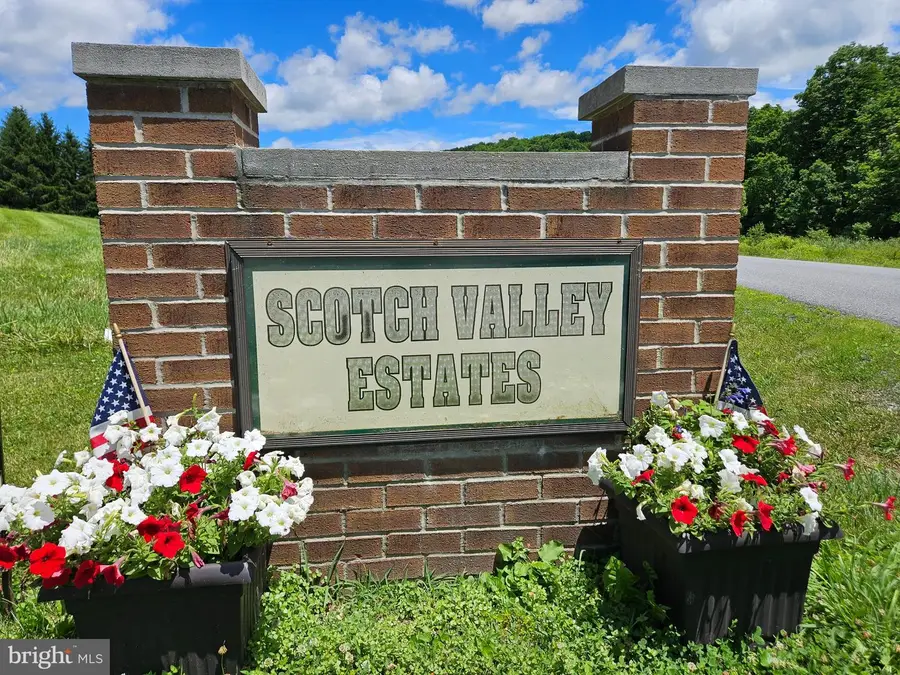 108 Susan Ave, Hollidaysburg, PA 16648 - #3
