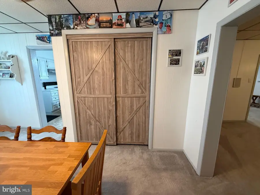 2927 Pine Ave, Altoona, PA 16601 - #3