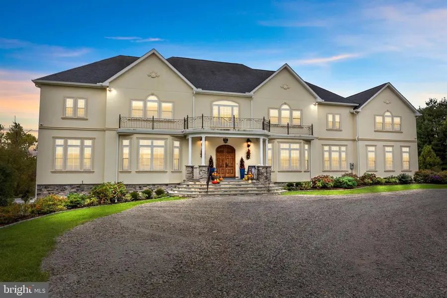 274 Pineville Rd, Newtown, PA 18940 - Image #2