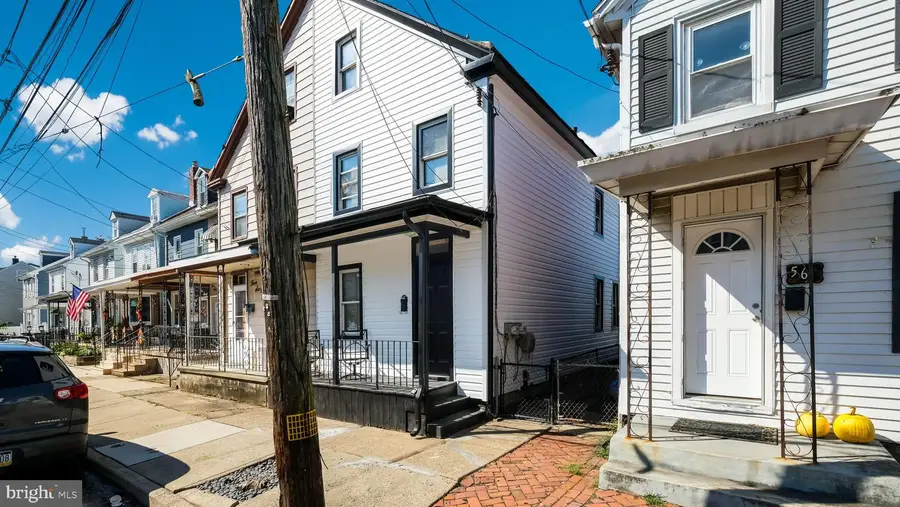 566 Swain St, Bristol, PA 19007 - Image #2