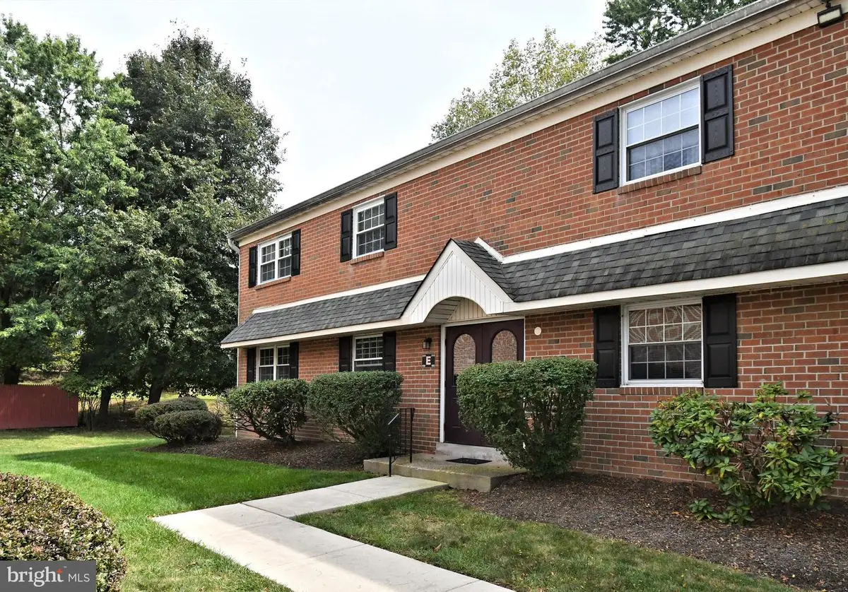 206-e Hampton Xing, Southampton, PA 18966 - Image #1