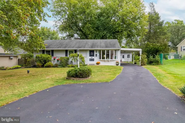 713 Mason Dr, WARMINSTER, PA 18974