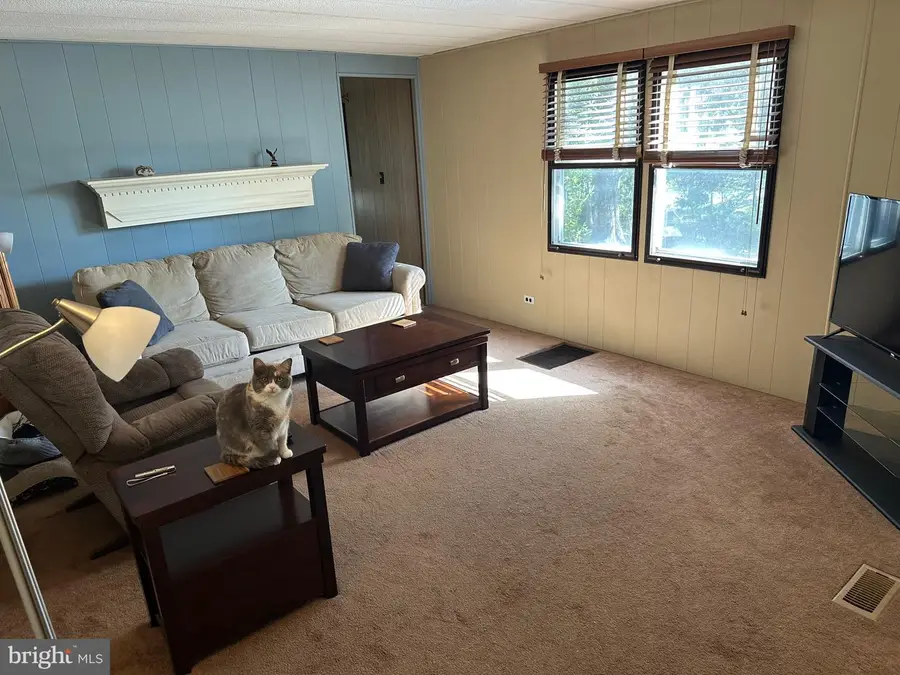 13 Fairway Cir, Quakertown, PA 18951 - Image #3