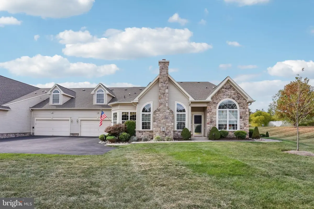 100 Villa Dr, Warminster, PA 18974 - Image #1