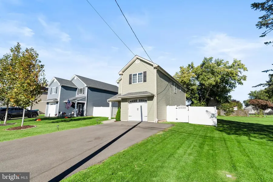 817 Fifth Ave, Croydon, PA 19021 - Image #3