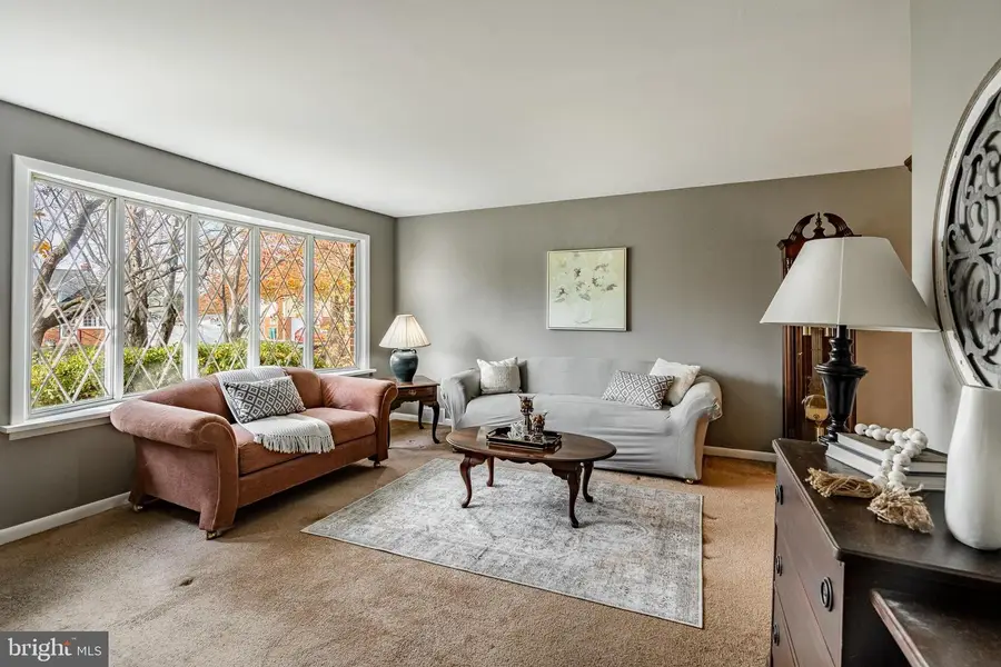 681 Pennhill Dr, Langhorne, PA 19047 - Image #3