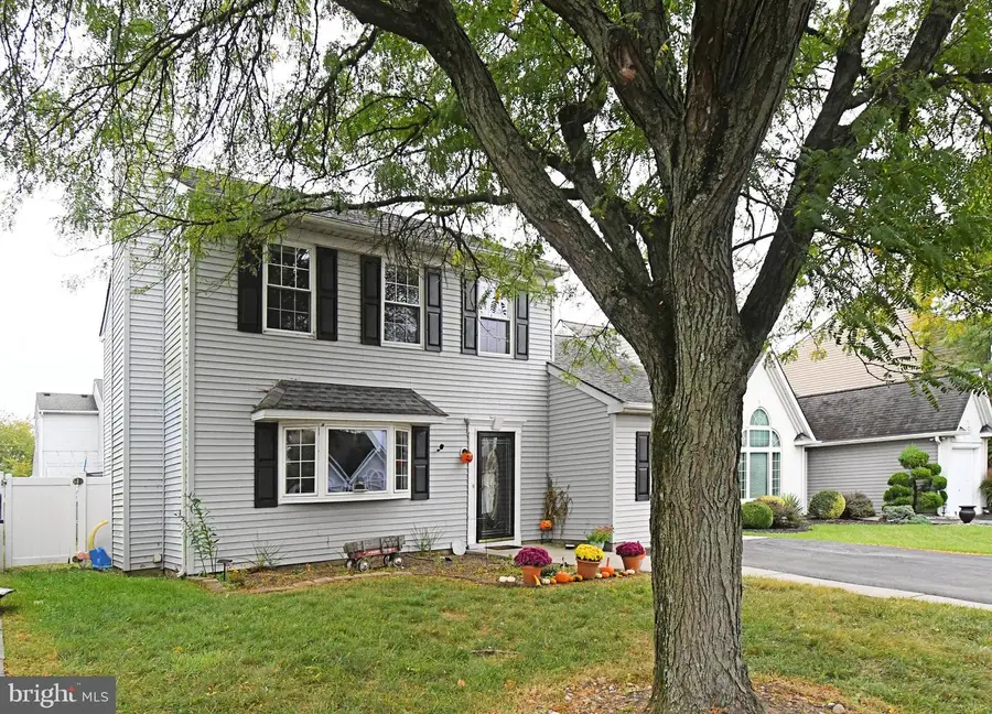 1050 Village Dr, Croydon, PA 19021 - Image #2