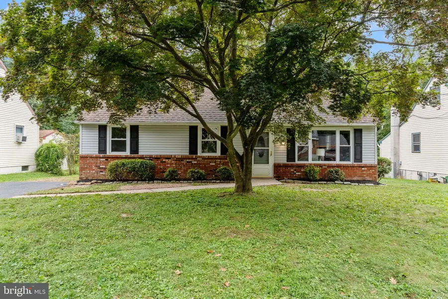 387 Larchwood Ave, Feasterville Trevose, PA 19053 - Image #3