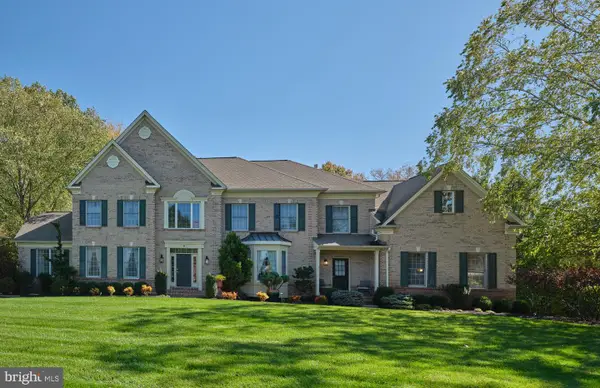 9 Pickering Dr, NEWTOWN, PA 18940