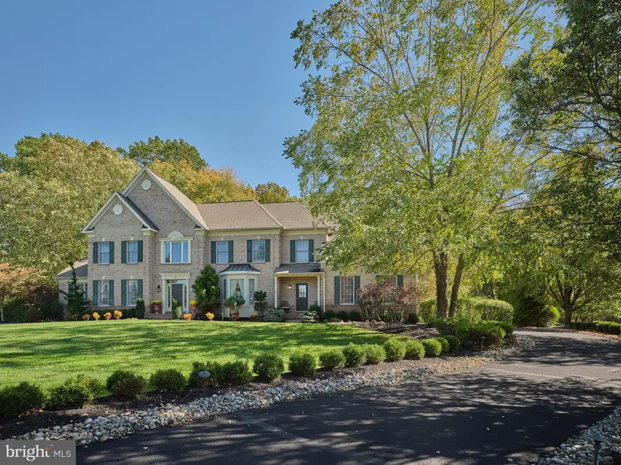 9 Pickering Dr, Newtown, PA 18940 - Image #2