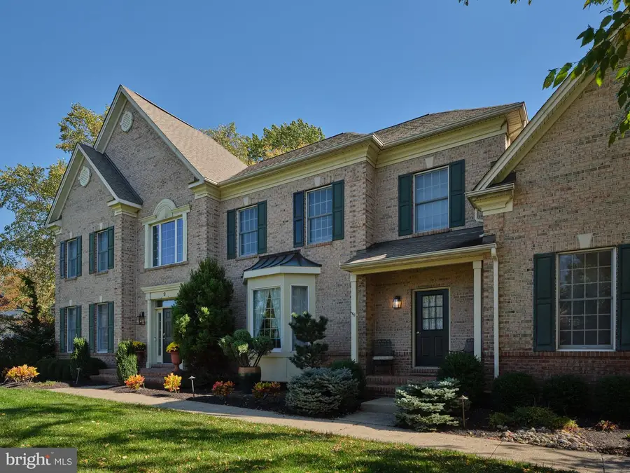 9 Pickering Dr, Newtown, PA 18940 - Image #3