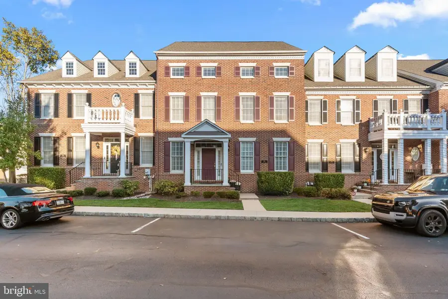 106 Hicks Aly, Newtown, PA 18940 - Image #2